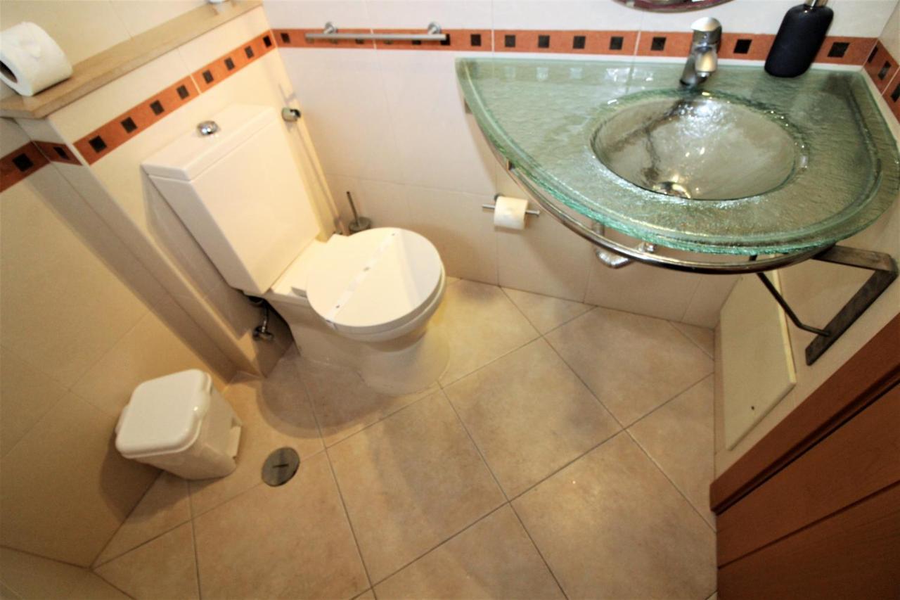 Waves View- Albufeira Apartment ภายนอก รูปภาพ