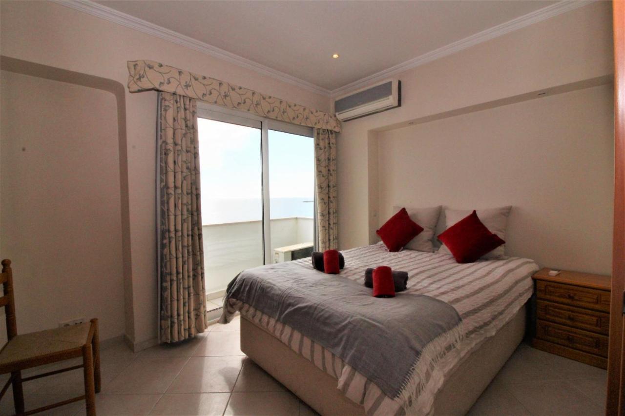 Waves View- Albufeira Apartment ภายนอก รูปภาพ