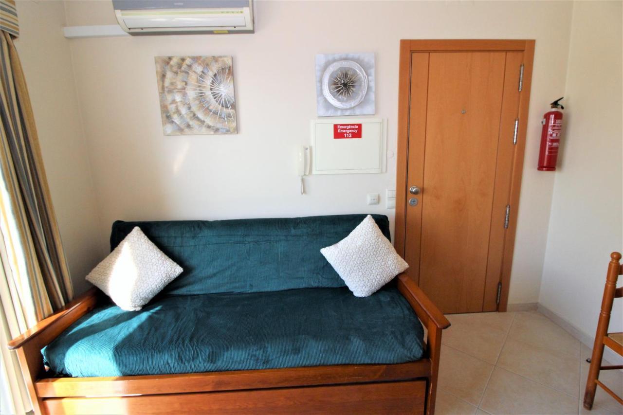 Waves View- Albufeira Apartment ภายนอก รูปภาพ