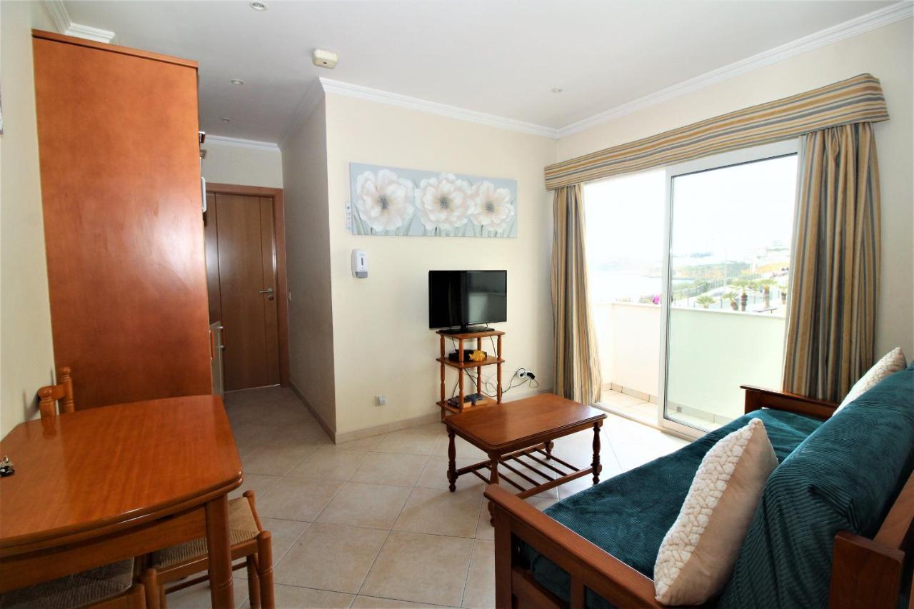 Waves View- Albufeira Apartment ภายนอก รูปภาพ